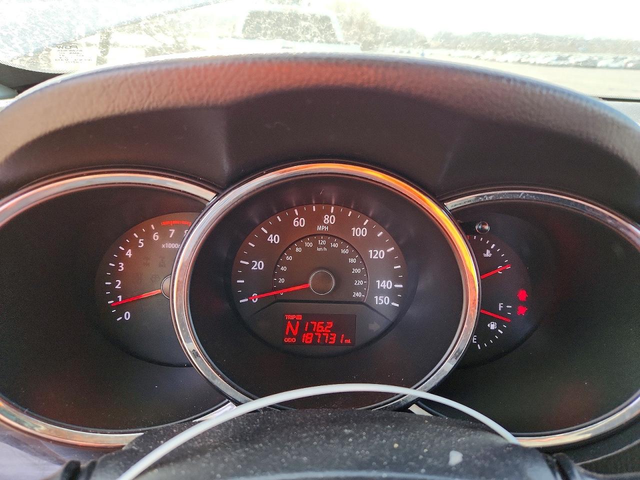 2012 KIA SORENTO photo 25