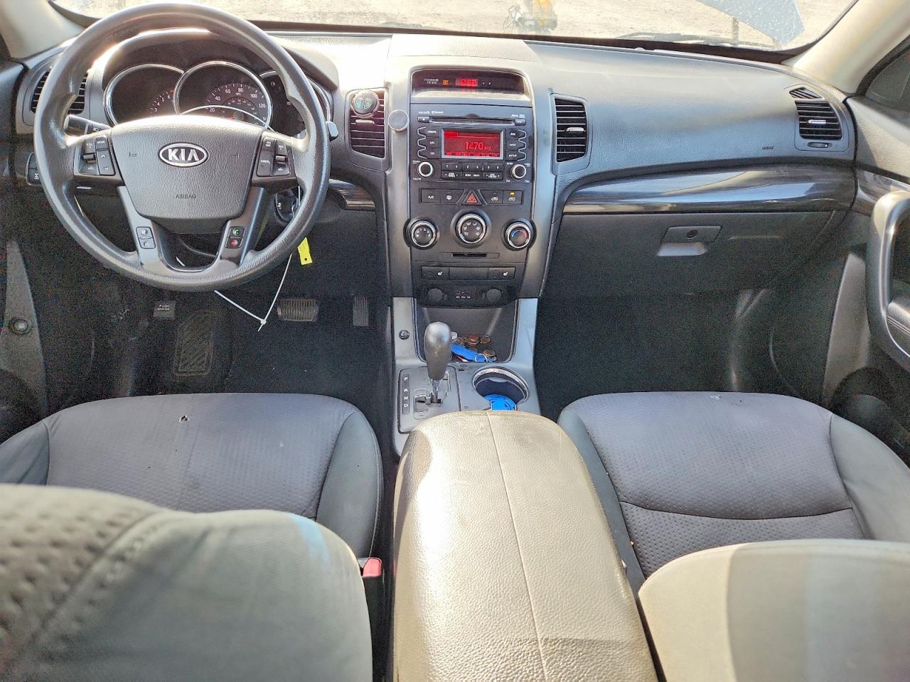 2012 KIA SORENTO photo 22