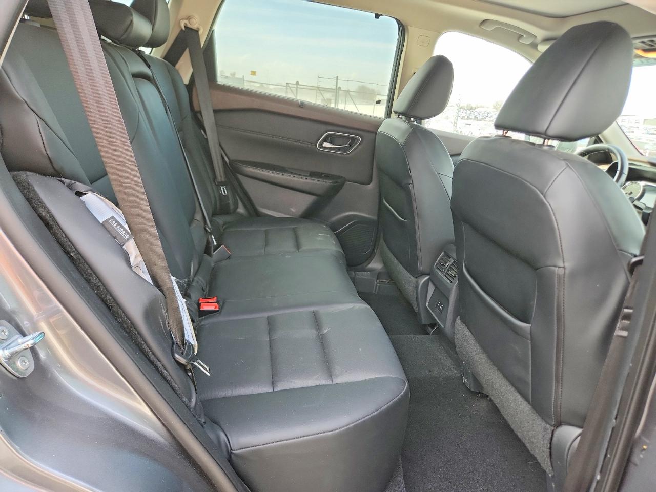 2021 NISSAN ROGUE SV photo 31