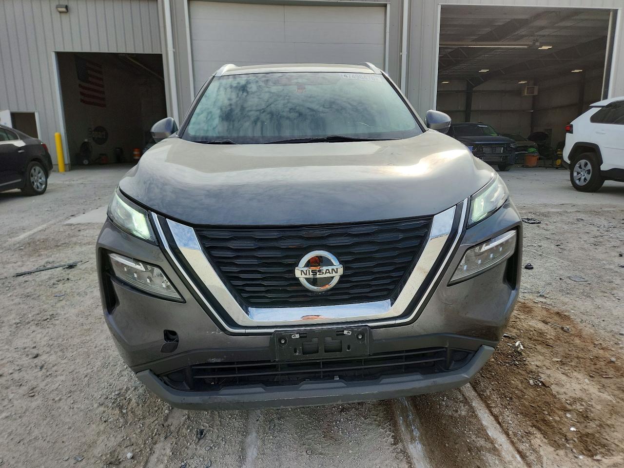 2021 NISSAN ROGUE SV photo 13