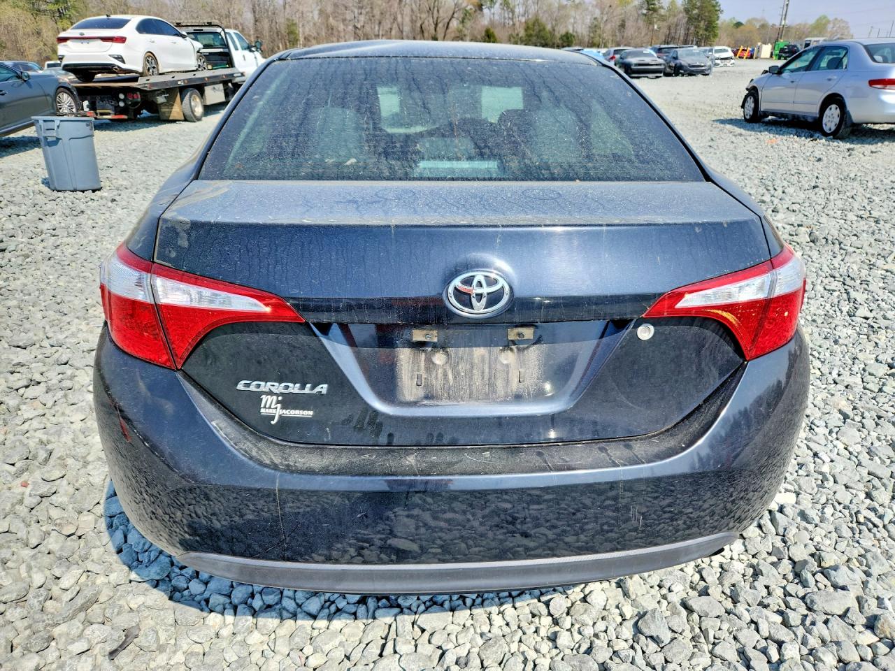 2015 TOYOTA COROLLA L photo 6