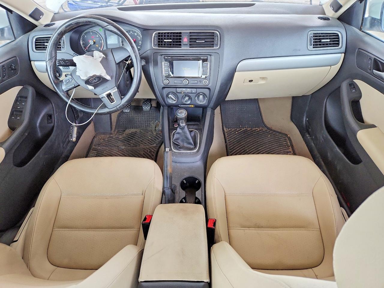2012 VOLKSWAGEN JETTA TDI photo 22