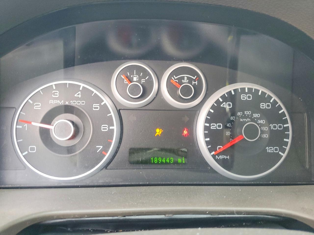 2008 FORD FUSION SE photo 9