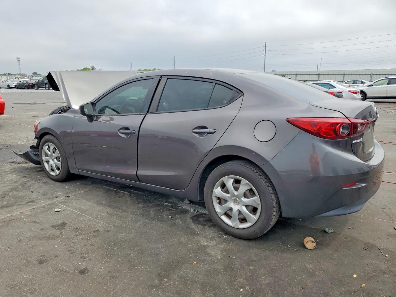 2018 MAZDA 3 SPORT photo 3