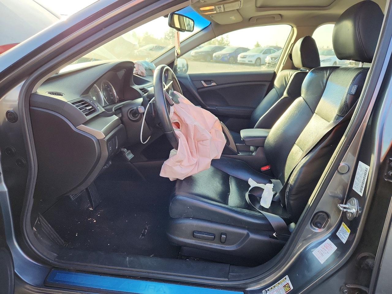 2010 ACURA TSX photo 13