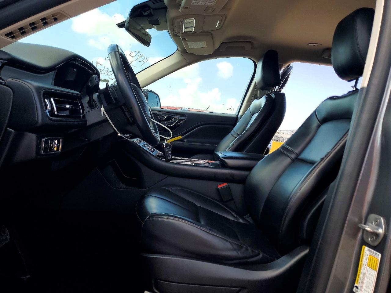 2021 LINCOLN AVIATOR photo 7
