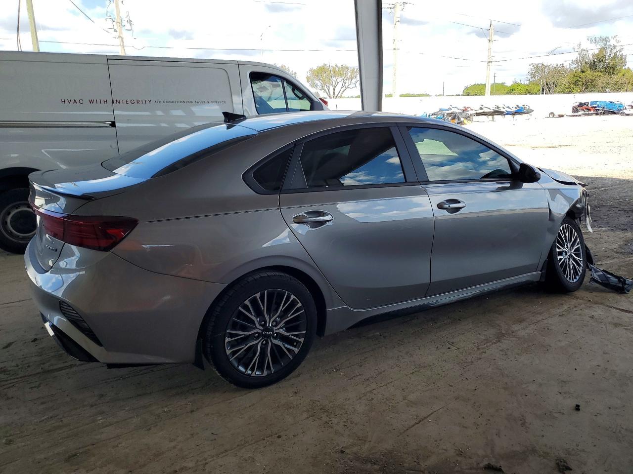 2024 KIA FORTE GT-LINE photo 5
