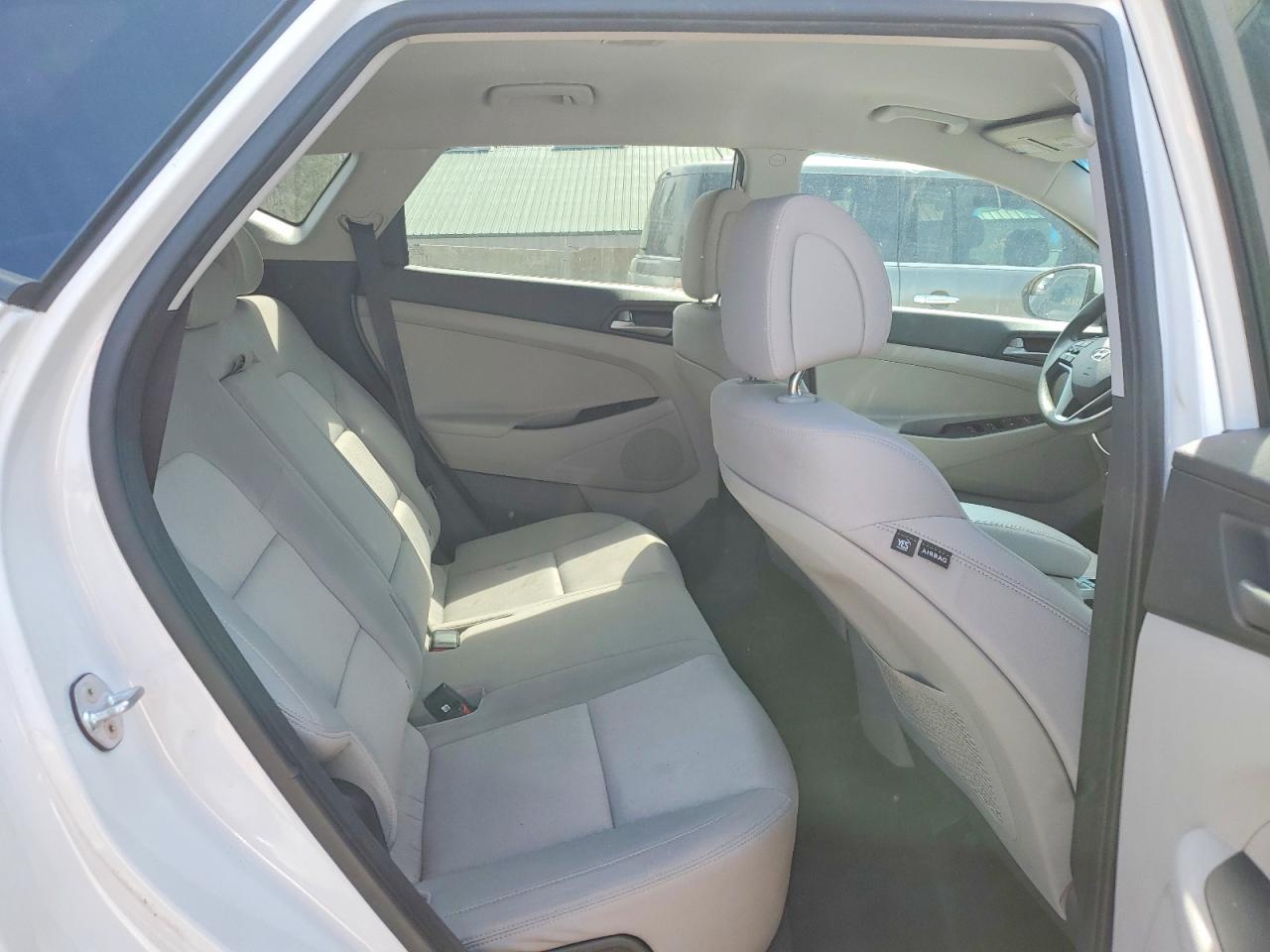 2018 HYUNDAI TUCSON SEL photo 21