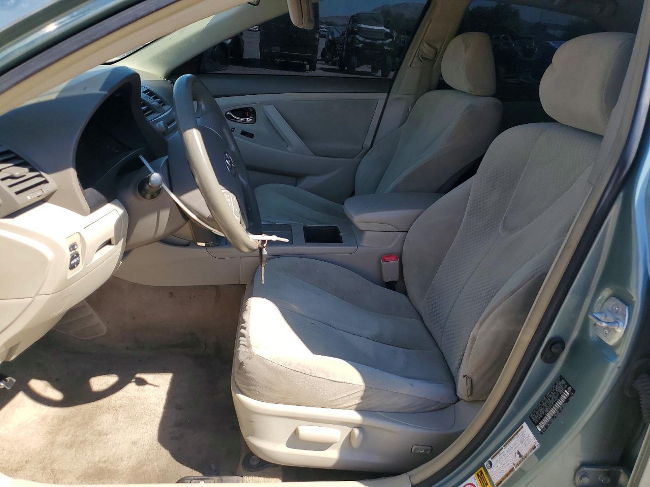 2007 TOYOTA CAMRY LE photo 13