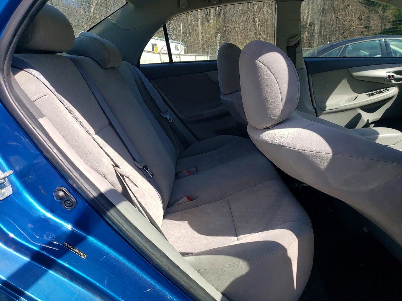 2009 TOYOTA COROLLA LE photo 19
