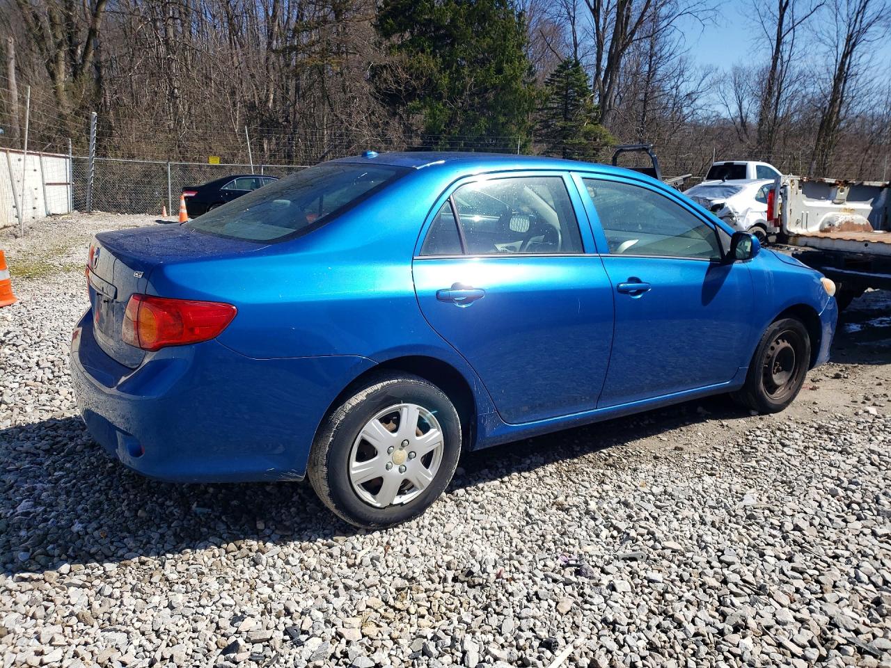 2009 TOYOTA COROLLA LE photo 5