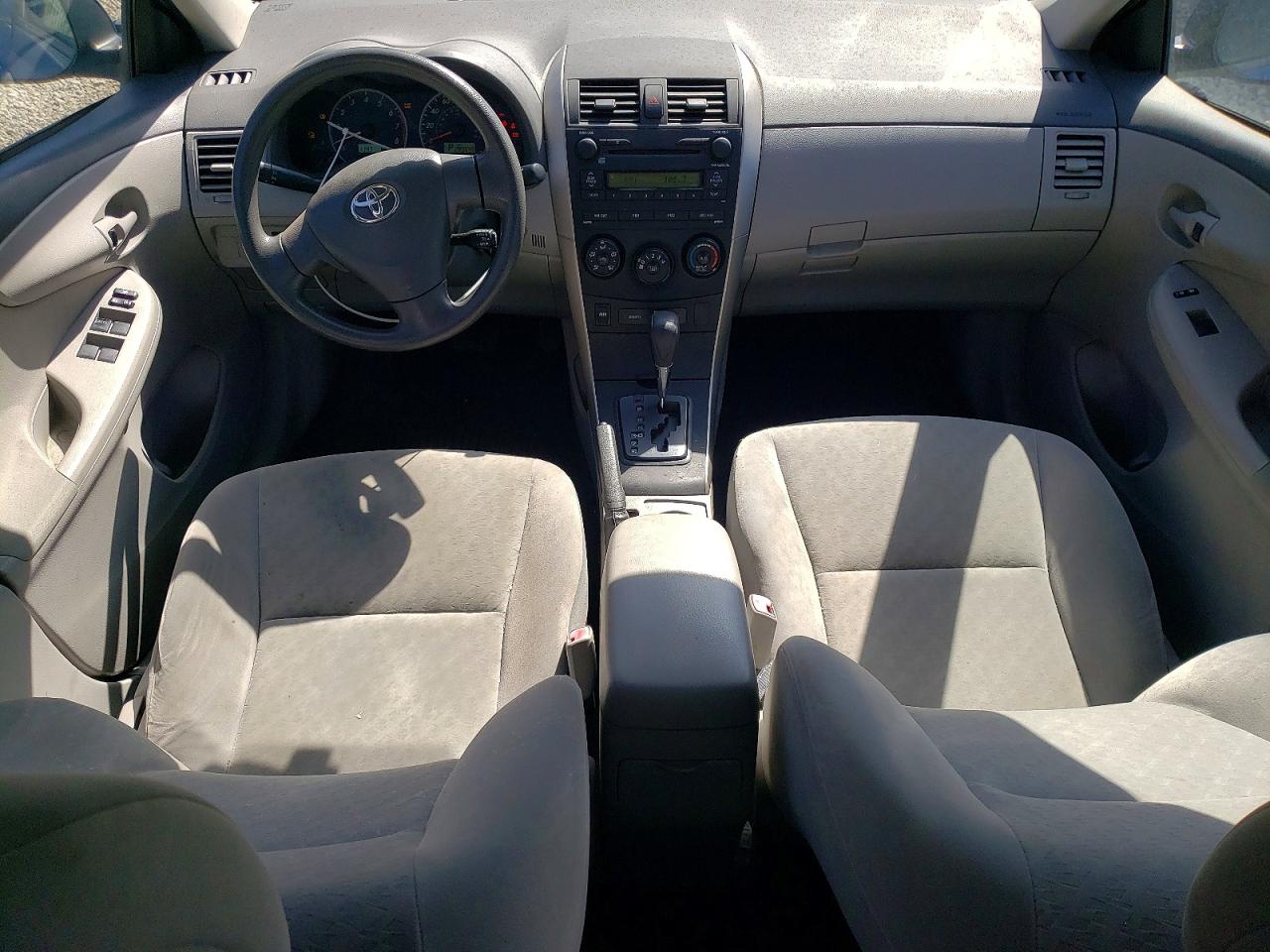 2009 TOYOTA COROLLA LE photo 15