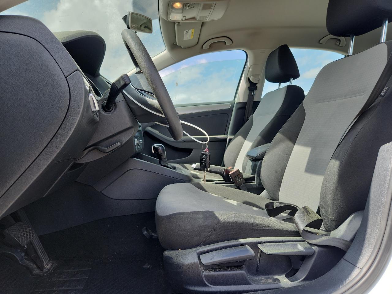2017 VOLKSWAGEN JETTA S photo 19