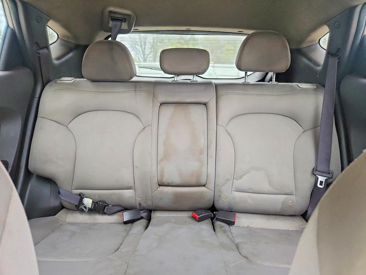 2013 HYUNDAI TUCSON GL photo 19
