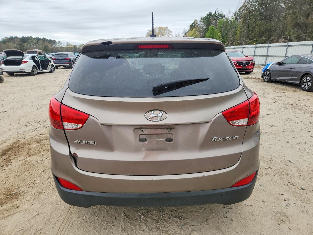 2013 HYUNDAI TUCSON GL photo 11