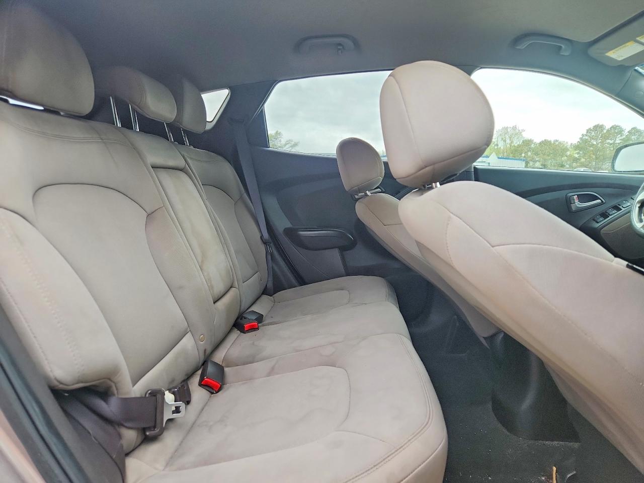 2013 HYUNDAI TUCSON GL photo 21
