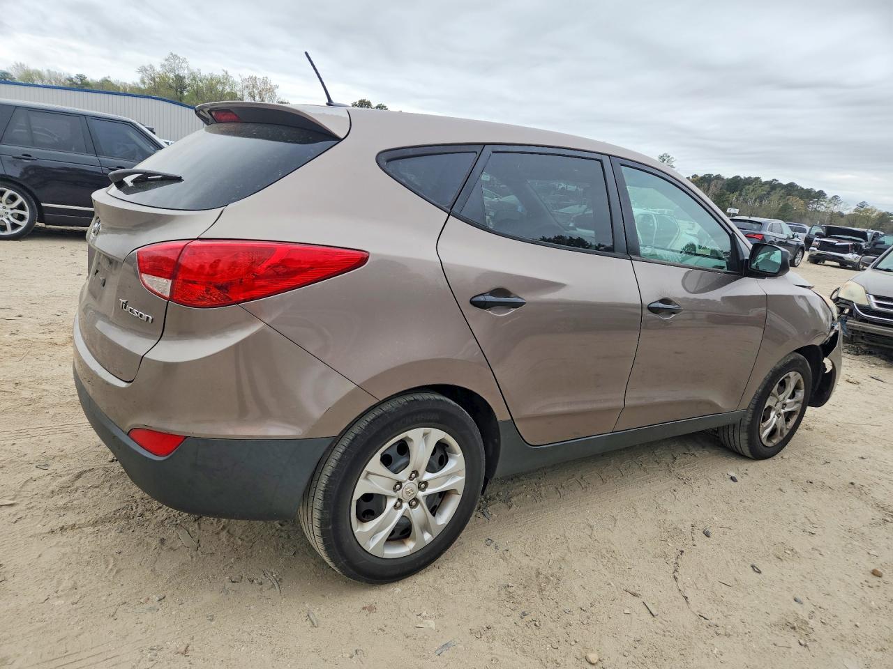 2013 HYUNDAI TUCSON GL photo 5