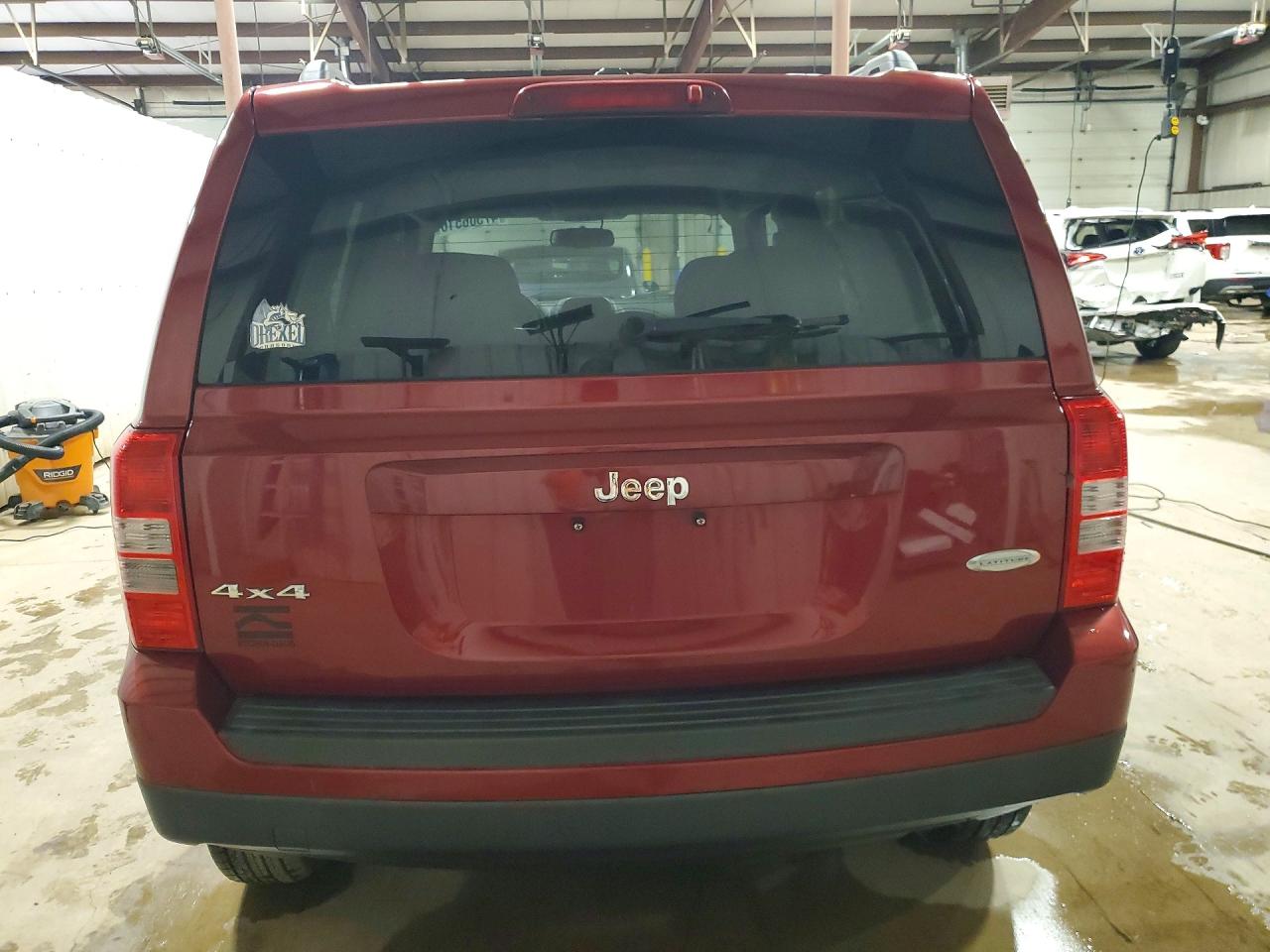 2014 JEEP PATRIOT LATITUDE photo 11