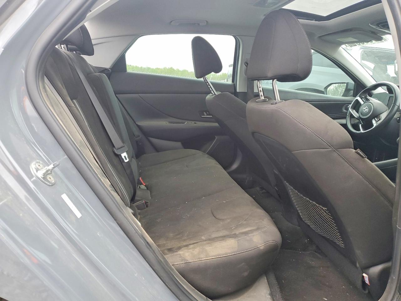 2022 HYUNDAI ELANTRA SEL photo 28