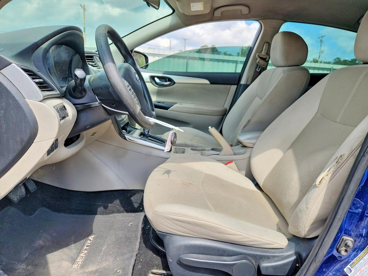 2016 NISSAN SENTRA S photo 13