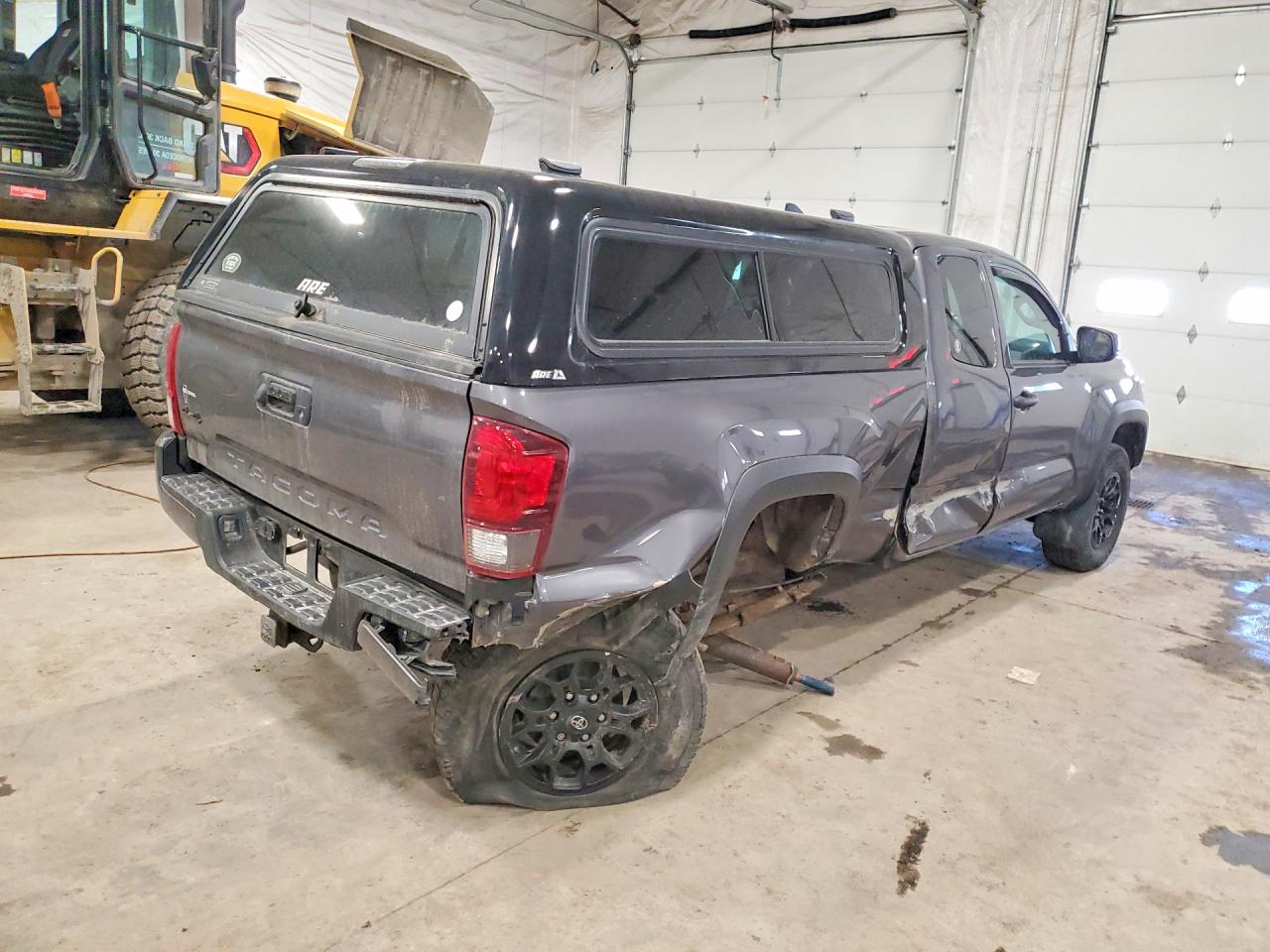 2019 TOYOTA TACOMA SR V6 photo 7