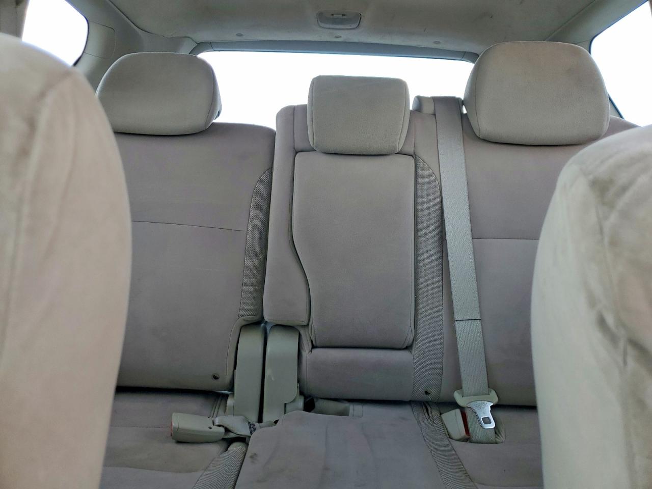 2007 MITSUBISHI OUTLANDER ES photo 19