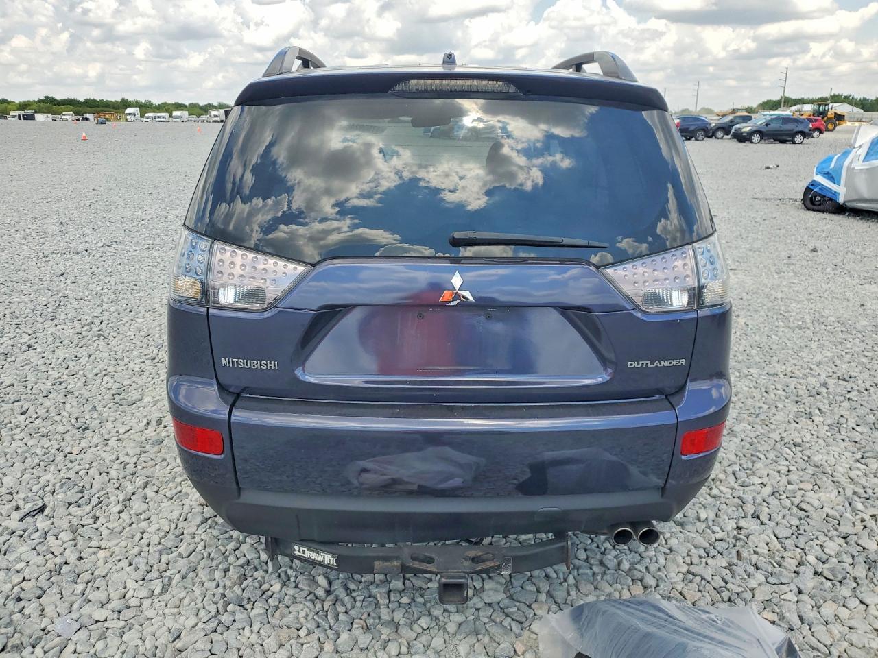2007 MITSUBISHI OUTLANDER ES photo 11