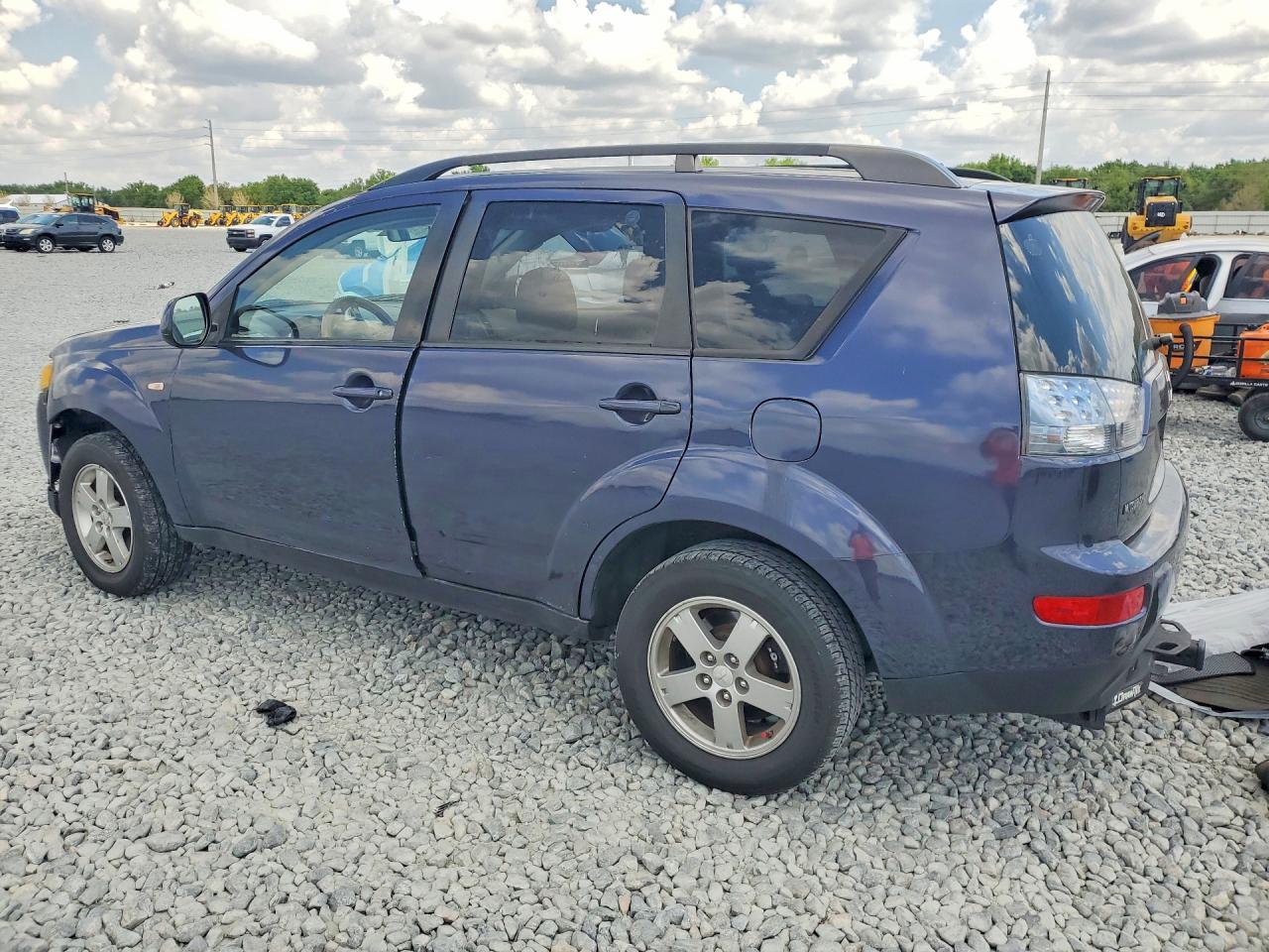 2007 MITSUBISHI OUTLANDER ES photo 3