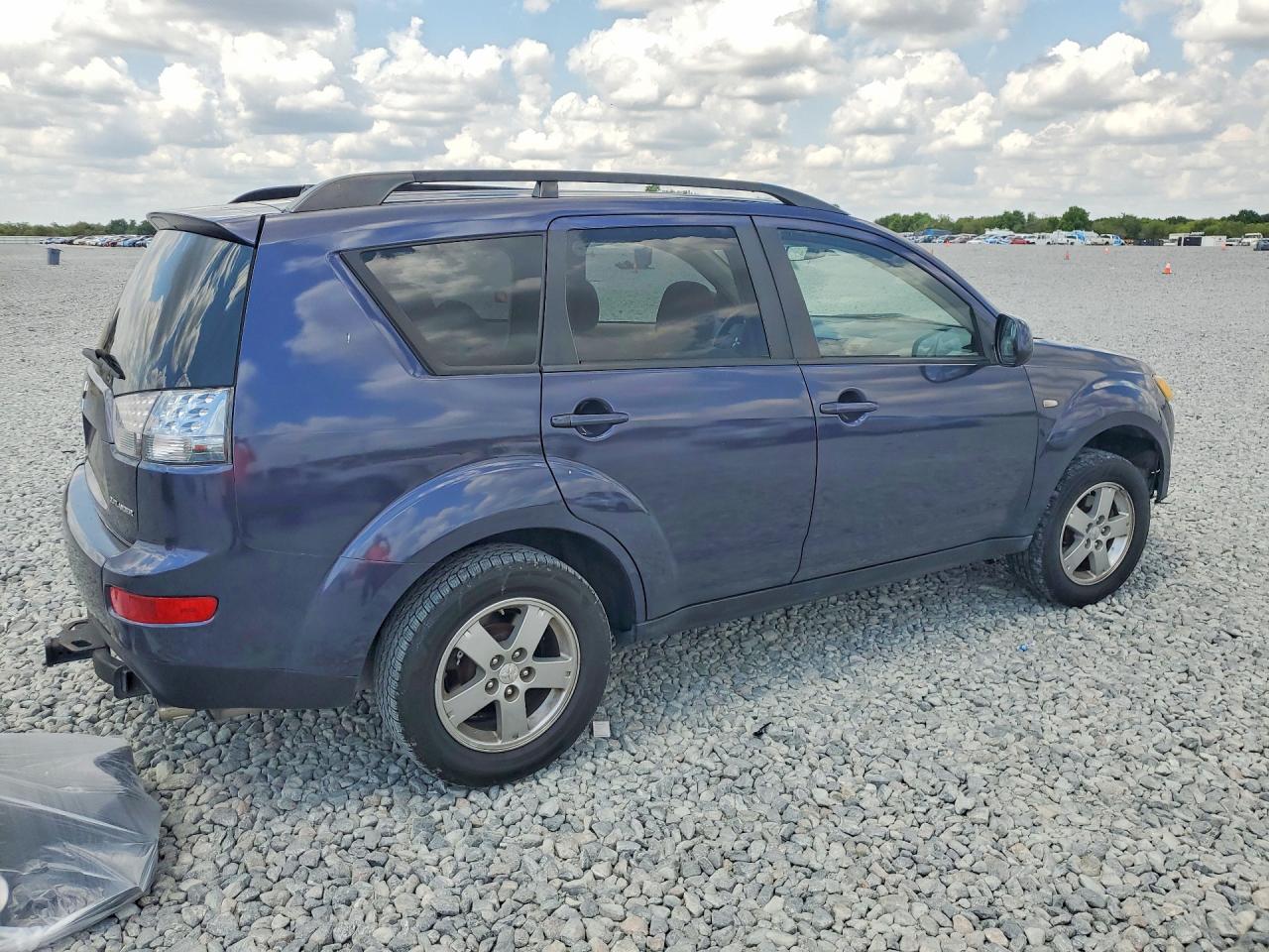 2007 MITSUBISHI OUTLANDER ES photo 5