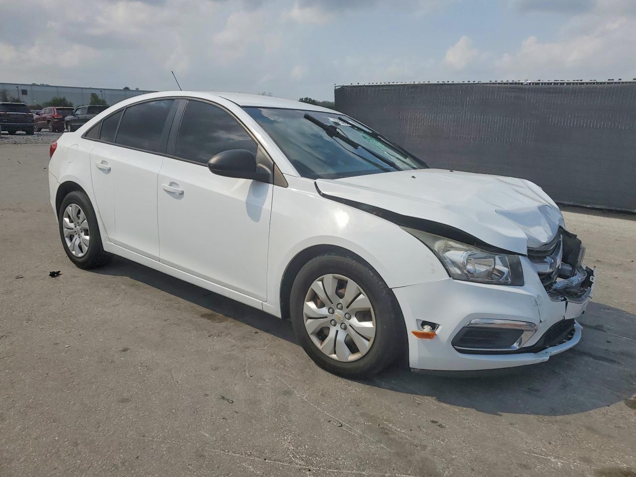 2016 CHEVROLET CRUZE LIMITED L photo 7