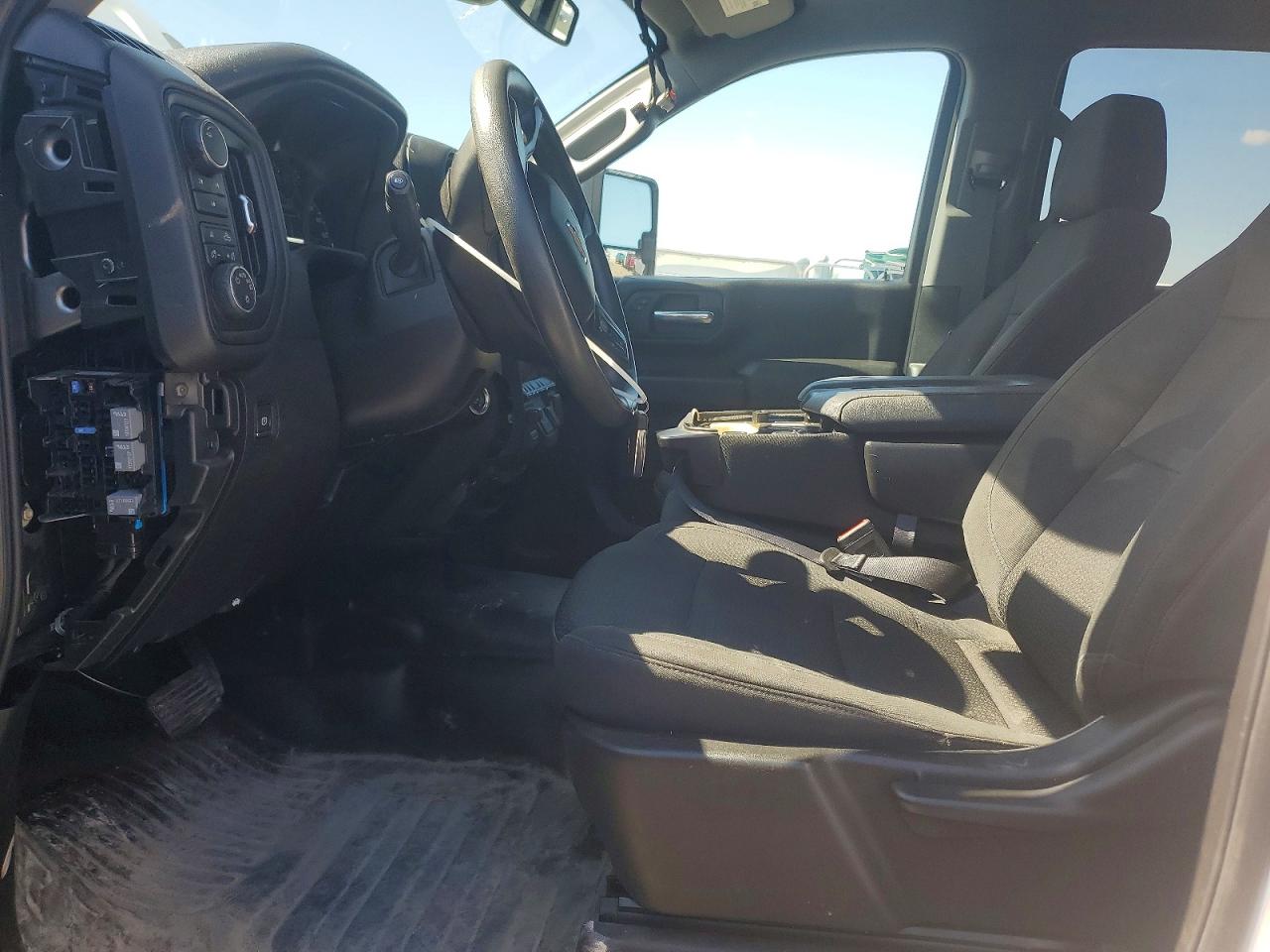 2024 CHEVROLET SILVERADO K3500 photo 19