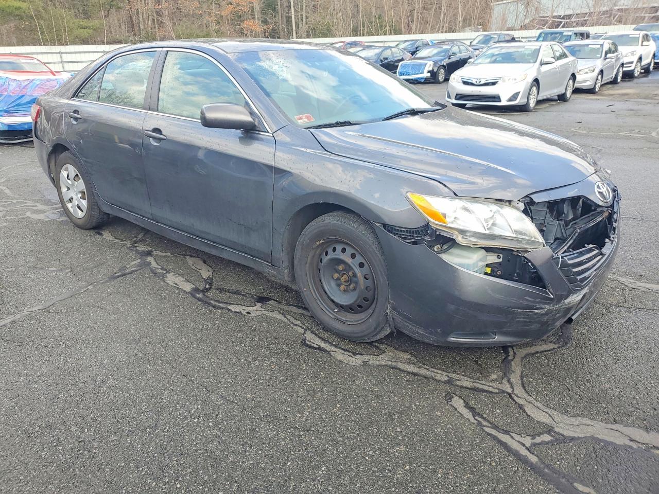 2009 TOYOTA CAMRY LE photo 4