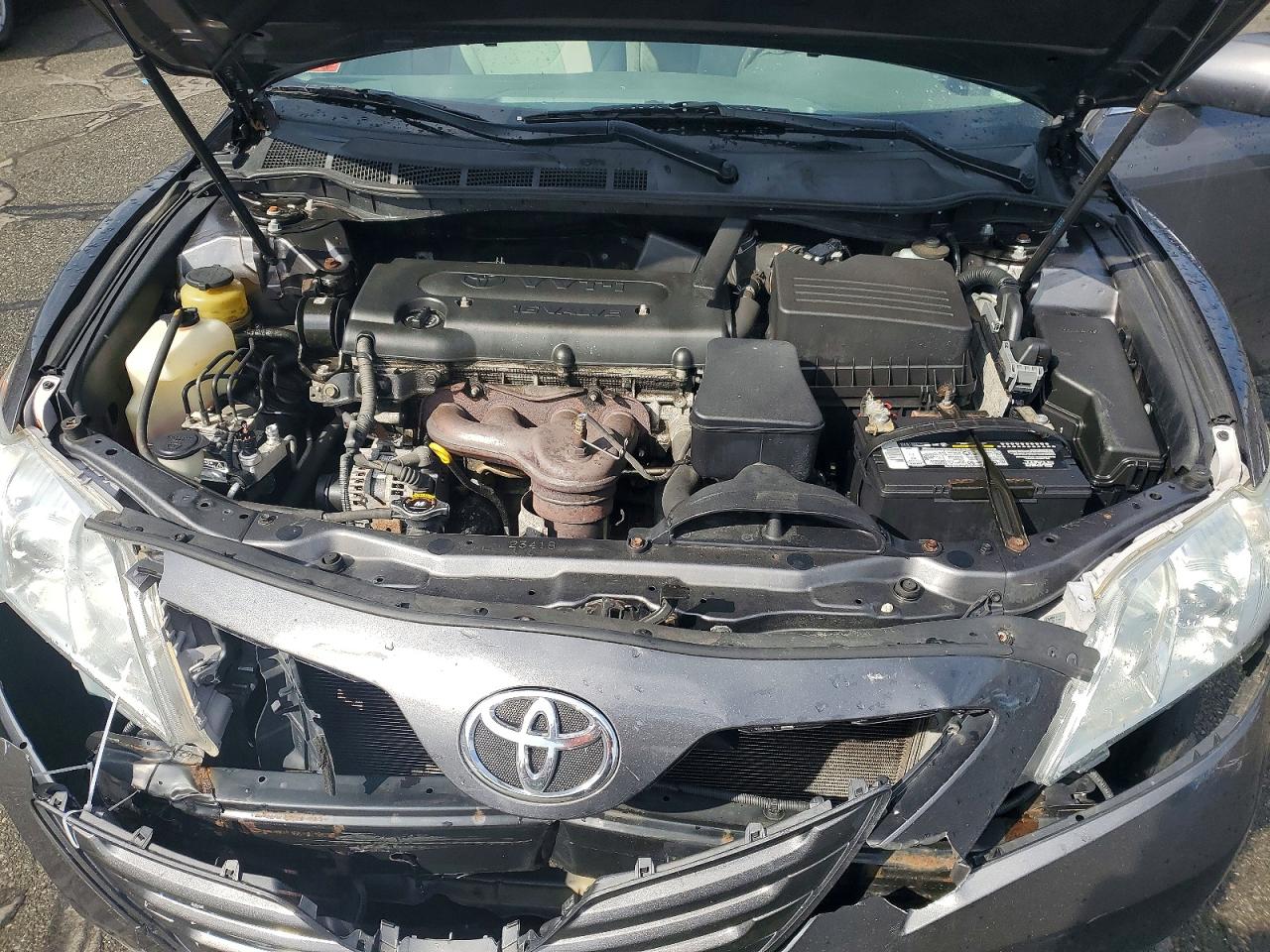 2009 TOYOTA CAMRY LE photo 11