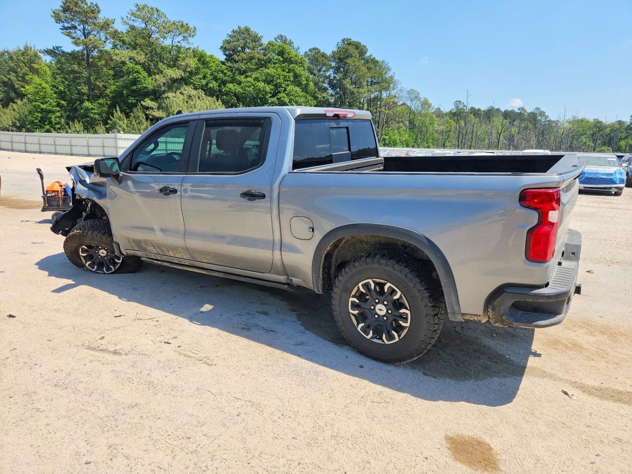 2024 CHEVROLET SILVERADO K1500 ZR2 photo 4