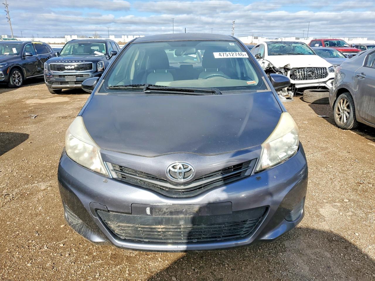 2012 TOYOTA YARIS 5-DOOR L photo 5