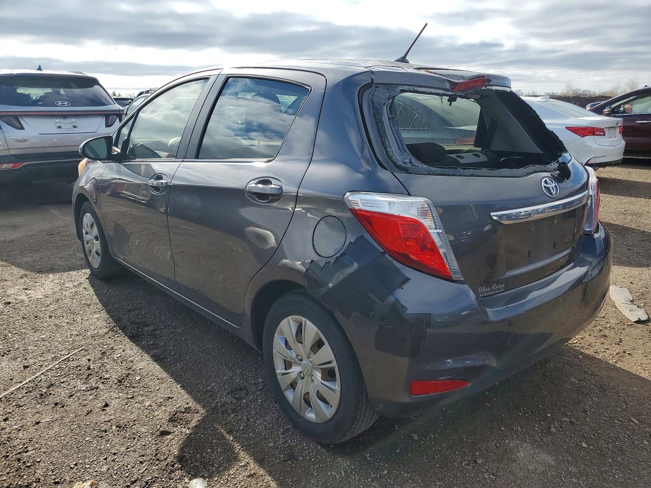 2012 TOYOTA YARIS 5-DOOR L photo 2
