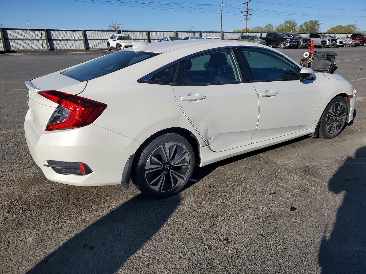 2017 HONDA CIVIC photo 5