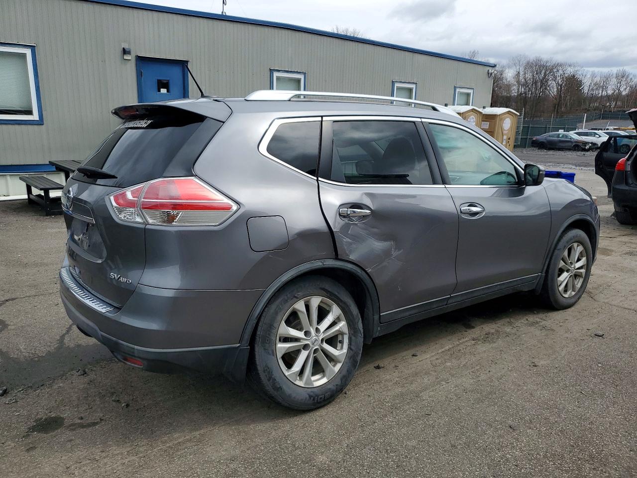 2016 NISSAN ROGUE SV photo 7