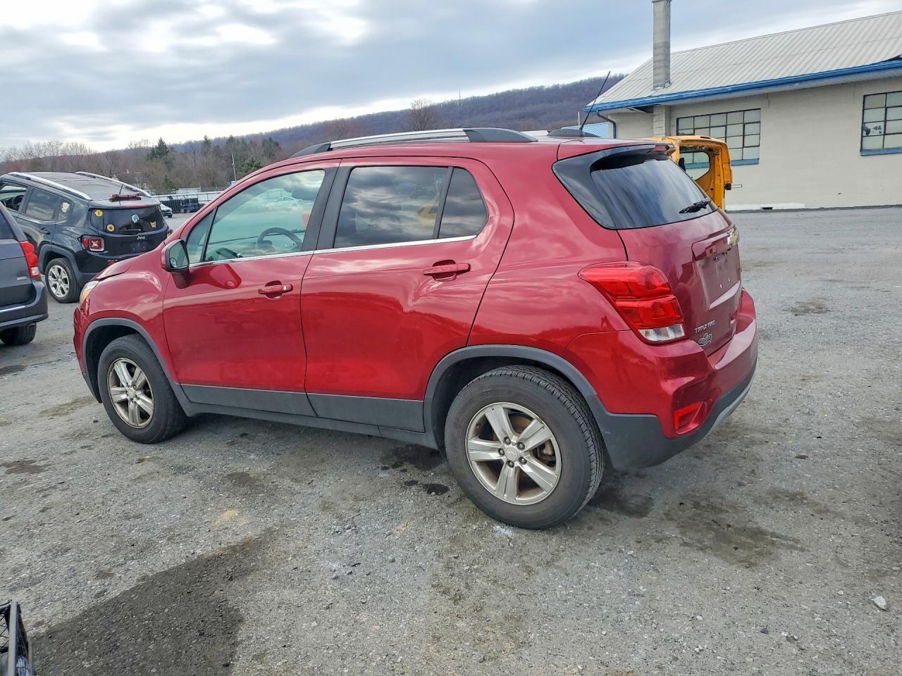 2018 CHEVROLET TRAX 1LT photo 3