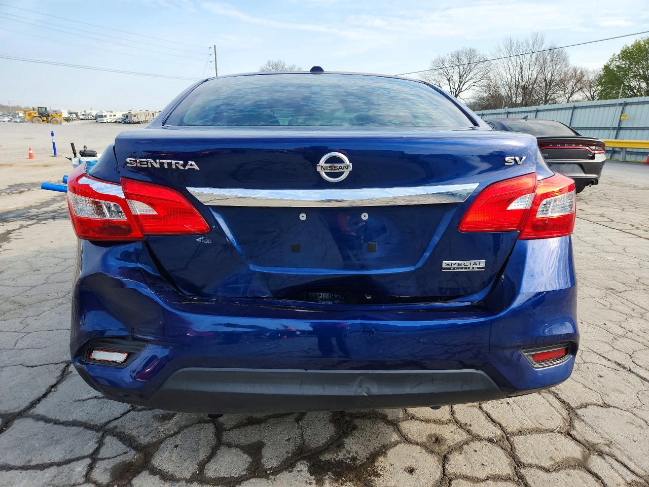 2019 NISSAN SENTRA SV photo 11