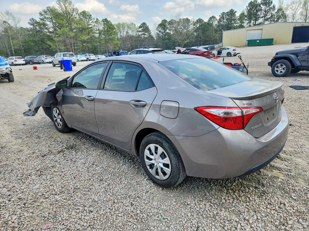 2015 TOYOTA COROLLA photo 3