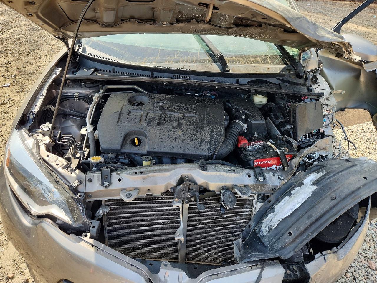 2015 TOYOTA COROLLA photo 21