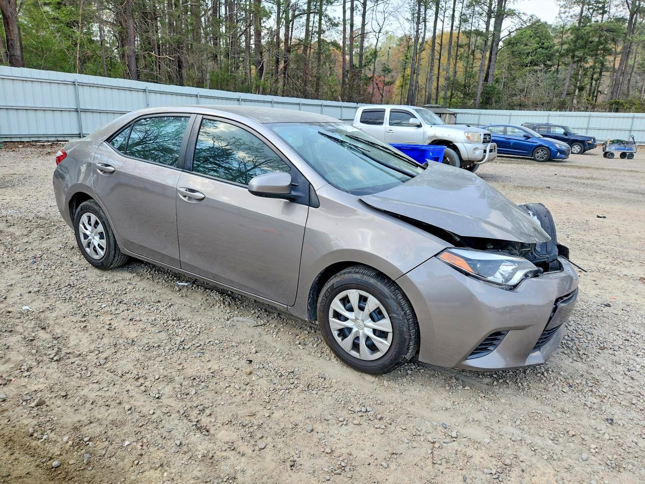 2015 TOYOTA COROLLA photo 7