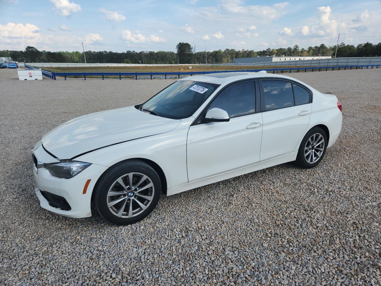 2016 BMW 320
