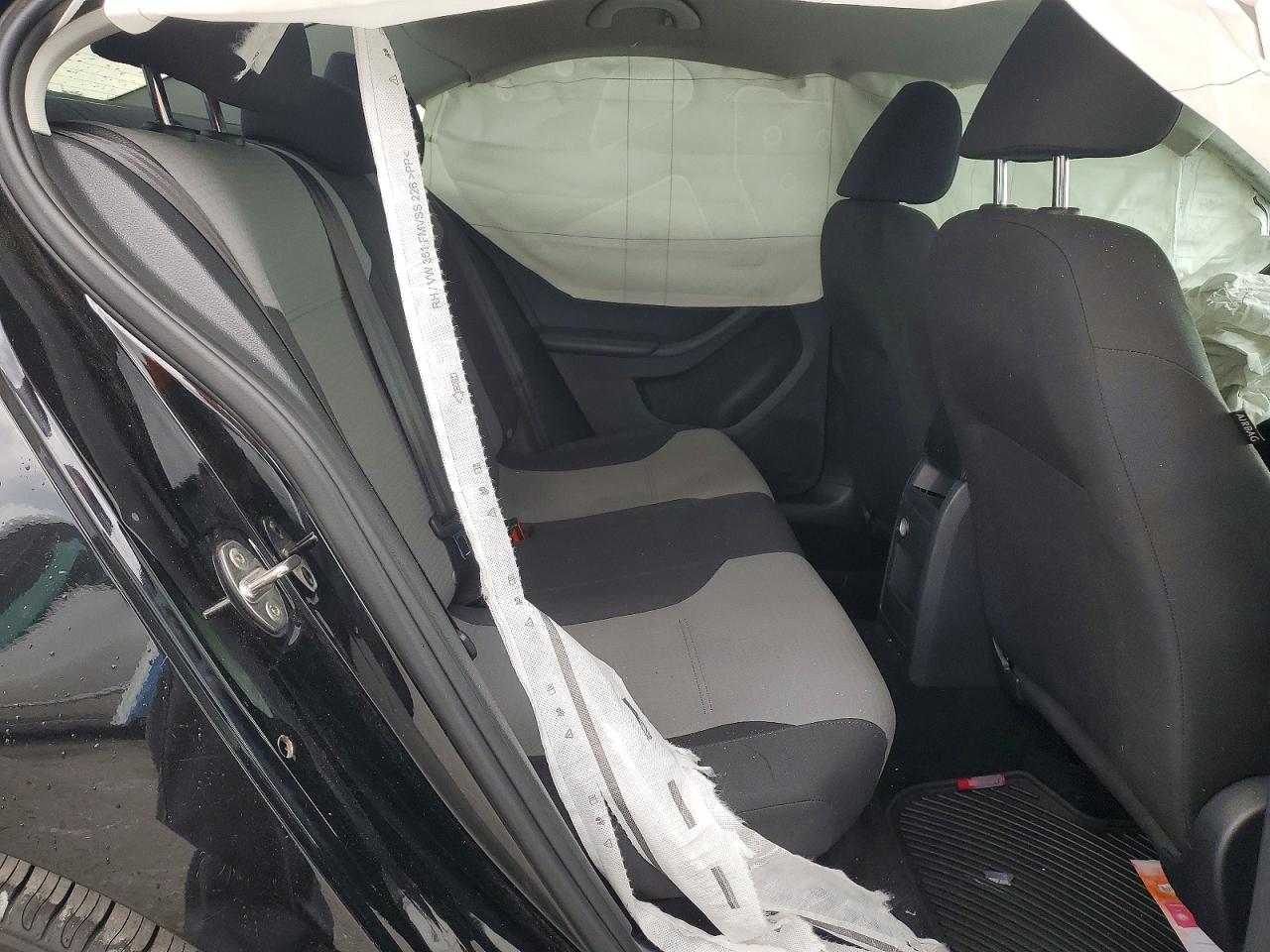 2018 VOLKSWAGEN JETTA S photo 19