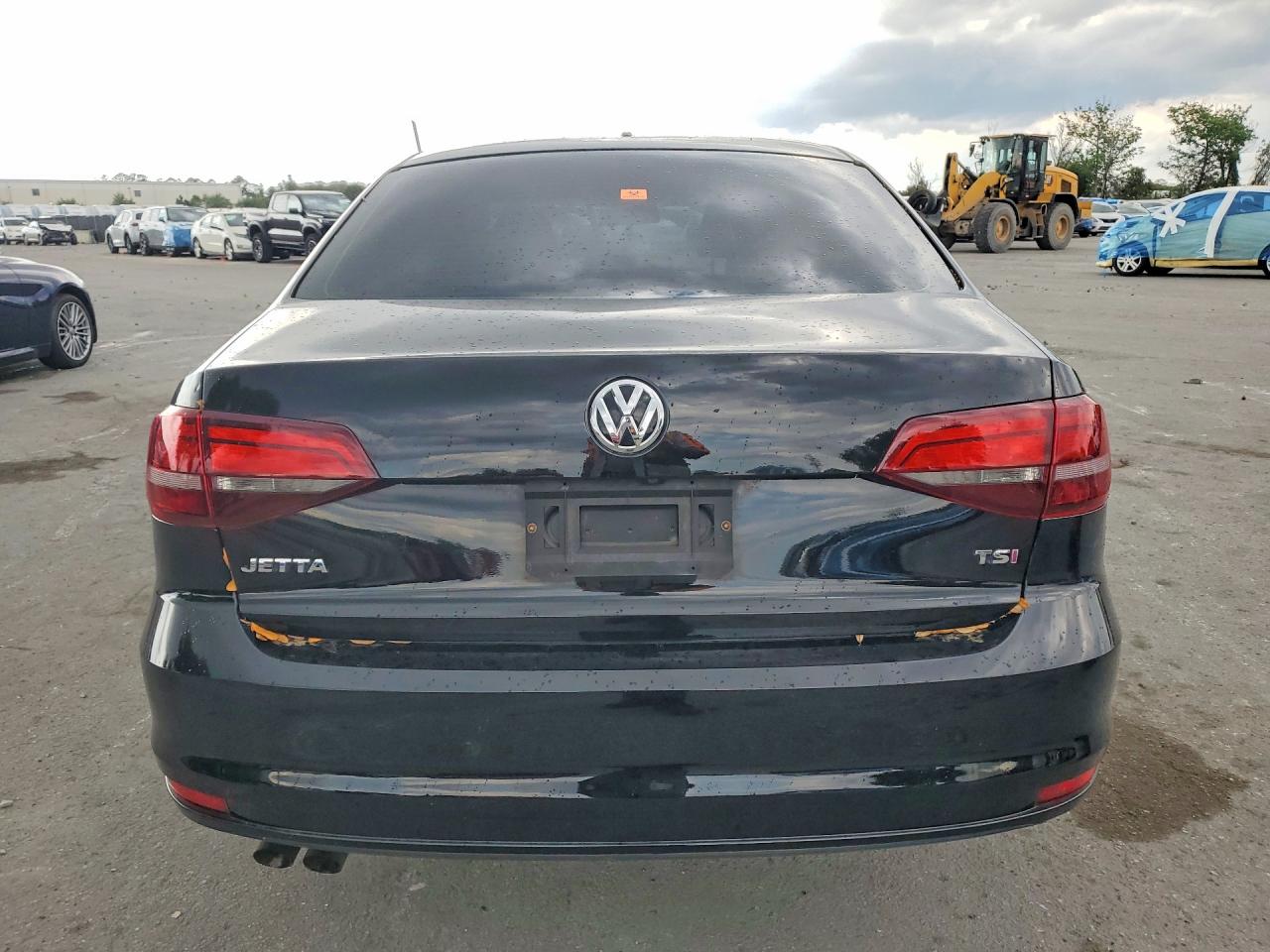 2018 VOLKSWAGEN JETTA S photo 11