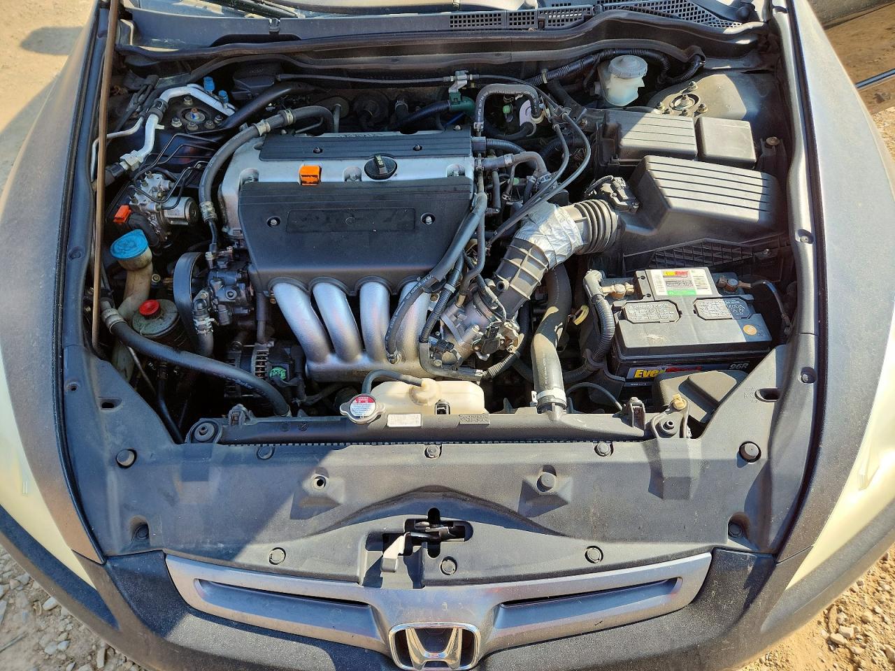 2004 HONDA ACCORD LX photo 31