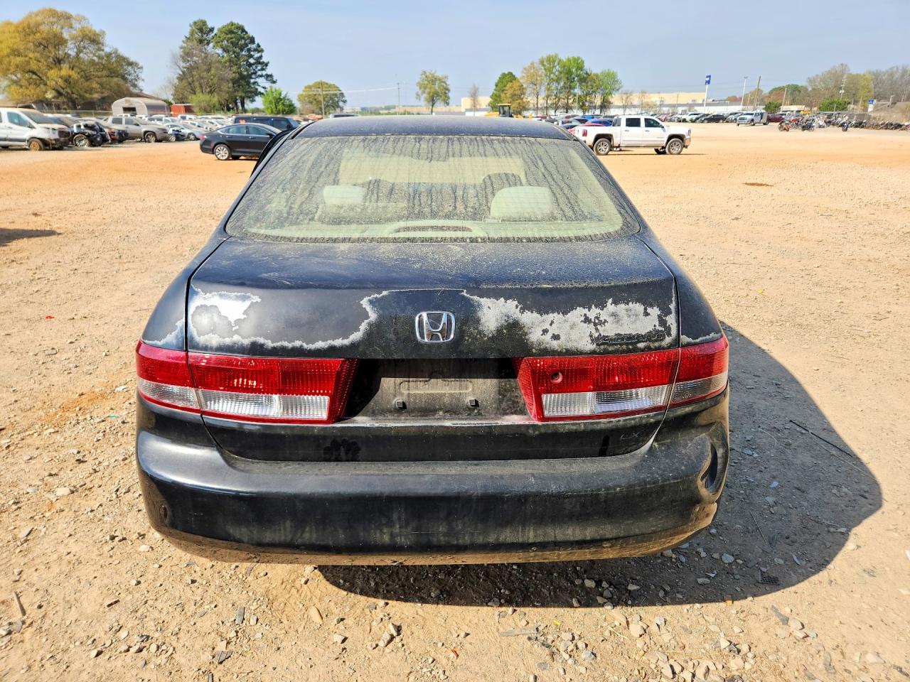 2004 HONDA ACCORD LX photo 16