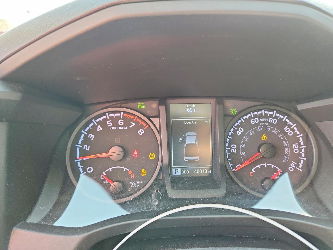 2021 TOYOTA TACOMA SR V6 photo 25