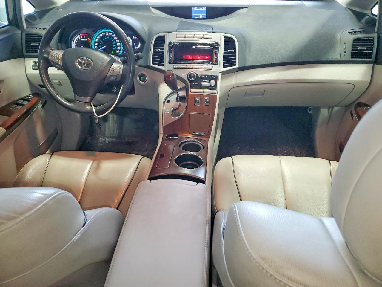 2011 TOYOTA VENZA AWD V6 photo 22